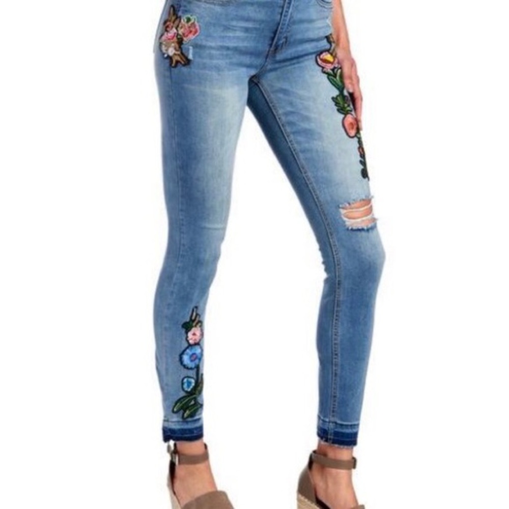 Rocks & Indigo Floral Appliqué Jeans